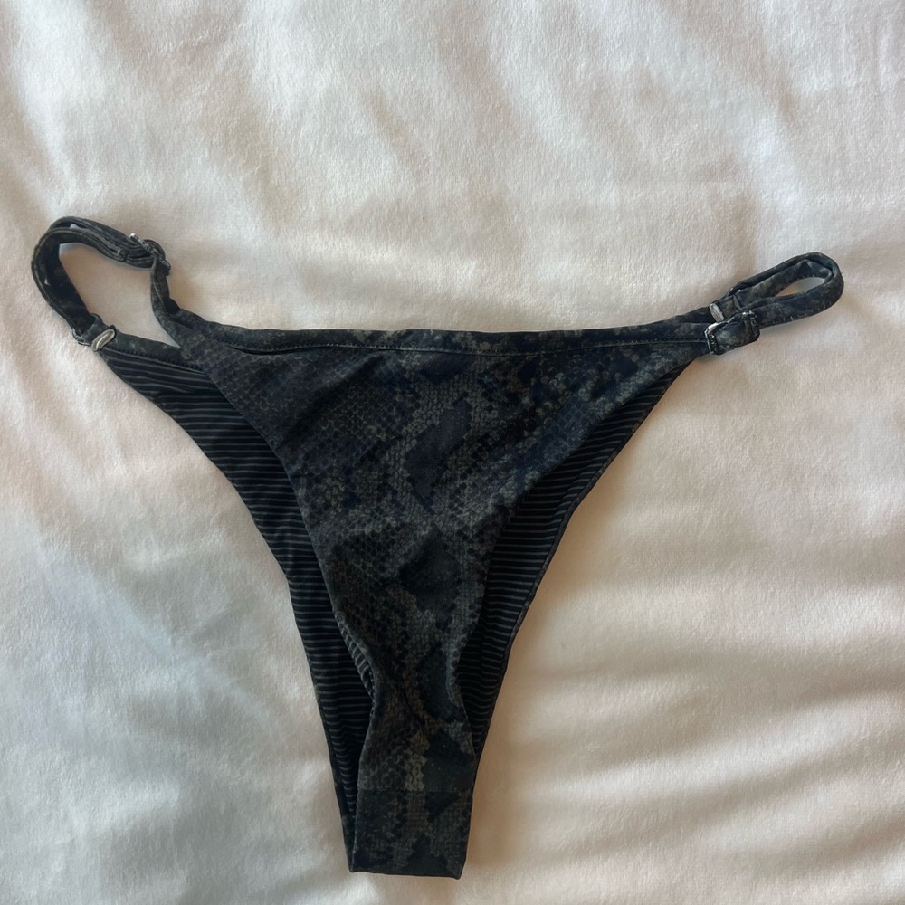 Acacia Swimwear Set In Sage Python - image 5